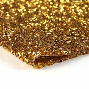 Алмазний килимок для манікюру 40х24 см золотий