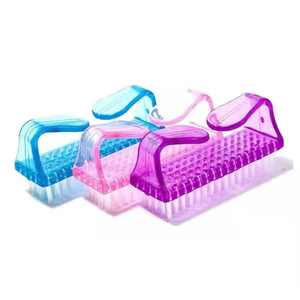 Щетка для очистки ногтевой пыли 