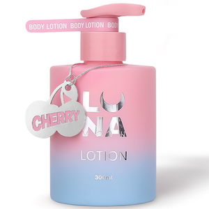 Лосьйон для тіла з насиченим ароматом стиглої вишні LUNA Cherry Body Lotion 300 мл, Об`єм: 300 мл, Аромат: Cherry