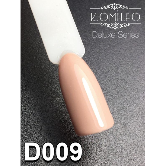 Гель-лак Komilfo Deluxe Series D009 (нюдовый, эмаль), 8 мл2