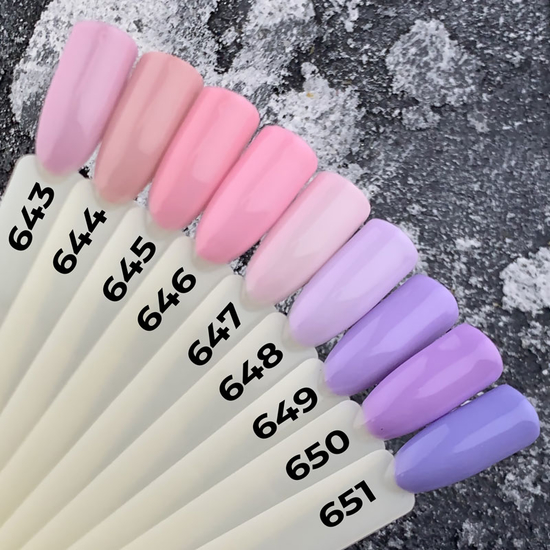 Гель-лак MOON FULL Autum - Winter №648 (Молочно-сиреневый), 8 мл3