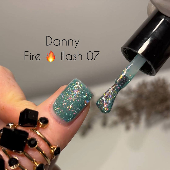 ЗНИЖКА!Світловідбивний гель-лак Danny FIRE FLASH №07, 10 мл, Колір: 07