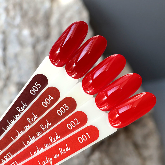 Лак для нігтів Komilfo ArtiLux Lady in Red 004 8 мл, Колір: 0042