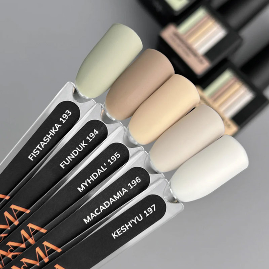 Гель-лак GaMa Gel Polish Monochrome collection 195 Myhdal' 10 мл, Объем: 10 мл
, Цвет: 1953