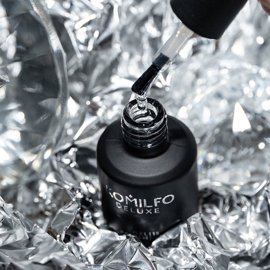 Універсальний топ для гель-лаку без ЛШ з помірним УФ фільтром Komilfo Expert Top 15 мл, Об`єм: 15 мл
3