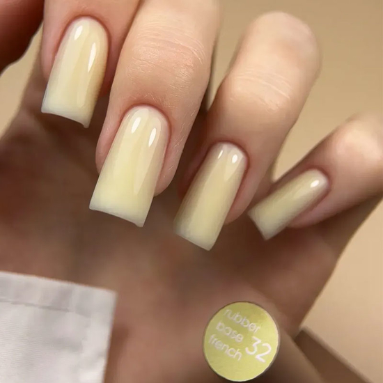 Valeri French base №032 (банановий жовтий), 12 мл, Об`єм: 12 мл, Колір: 0323